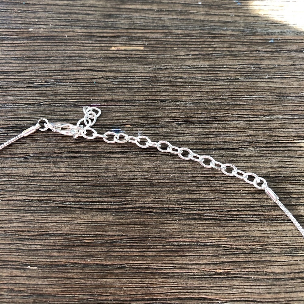 Sliver and purple pendent necklace - Picture 3 of 3